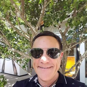 Meet your Posher, Mark